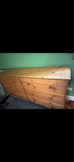 6-Drawer Wooden Dresser