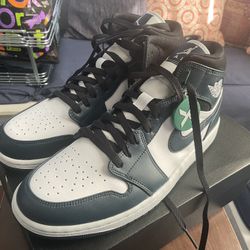 Jordan 1 Mid Armory Navy