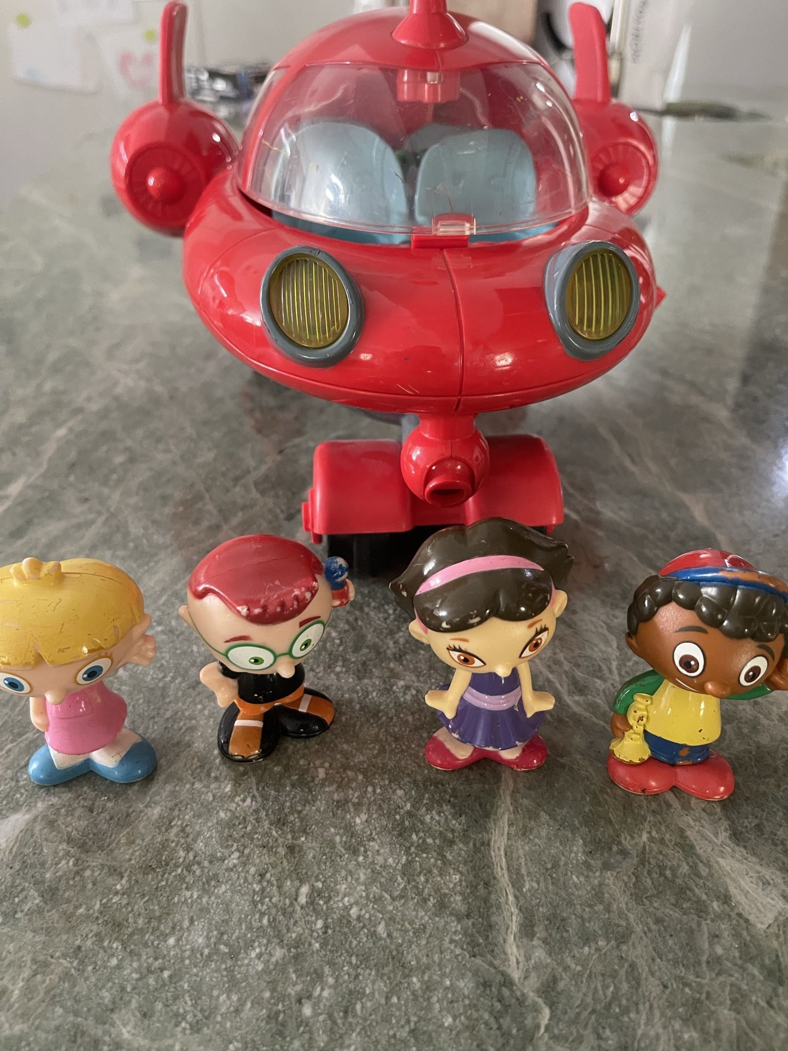 Little Einsteins Pat addional Pat Rocket