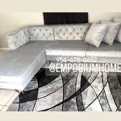 Sectional Sofa Silver Grey Or Blue With 3 Pillows new Size 106x72