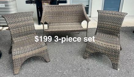 3 Piece Outdoor Wicker Patio Set