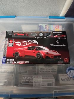 Hot wheels Maserati brick shop