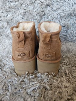 UGG Chestnut Suede Mini Boots size 10