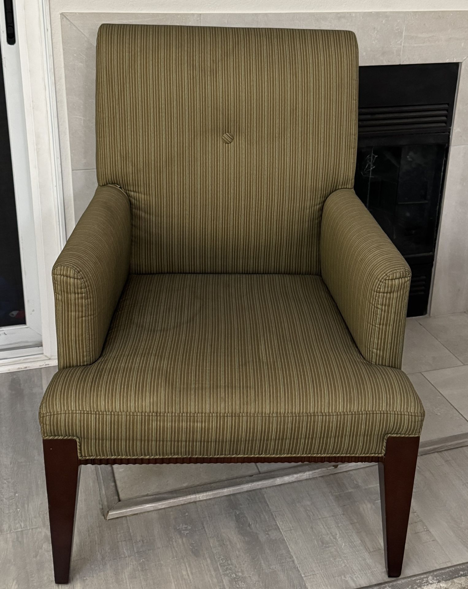 Single Chair 