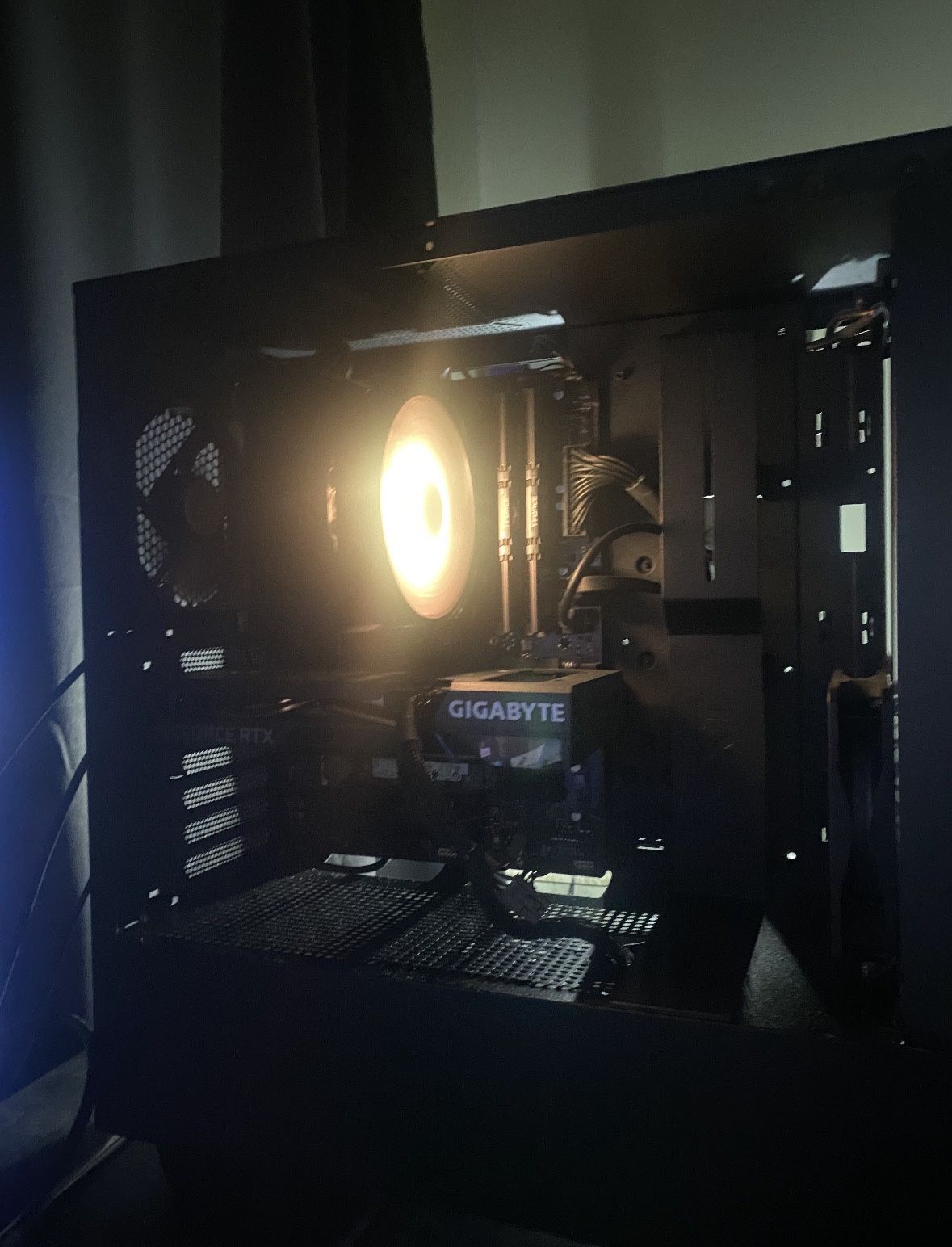NZXT PC **Comes with monitor**