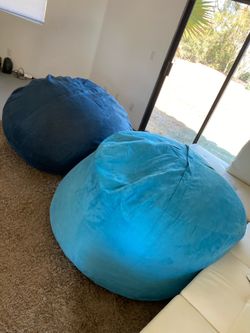 Lumaland 4 ft bean bag love sacks-2 of them