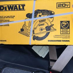 Dewalt Saw No Battery 