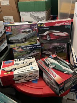Vintage Plastic Model Cars- Never Opened