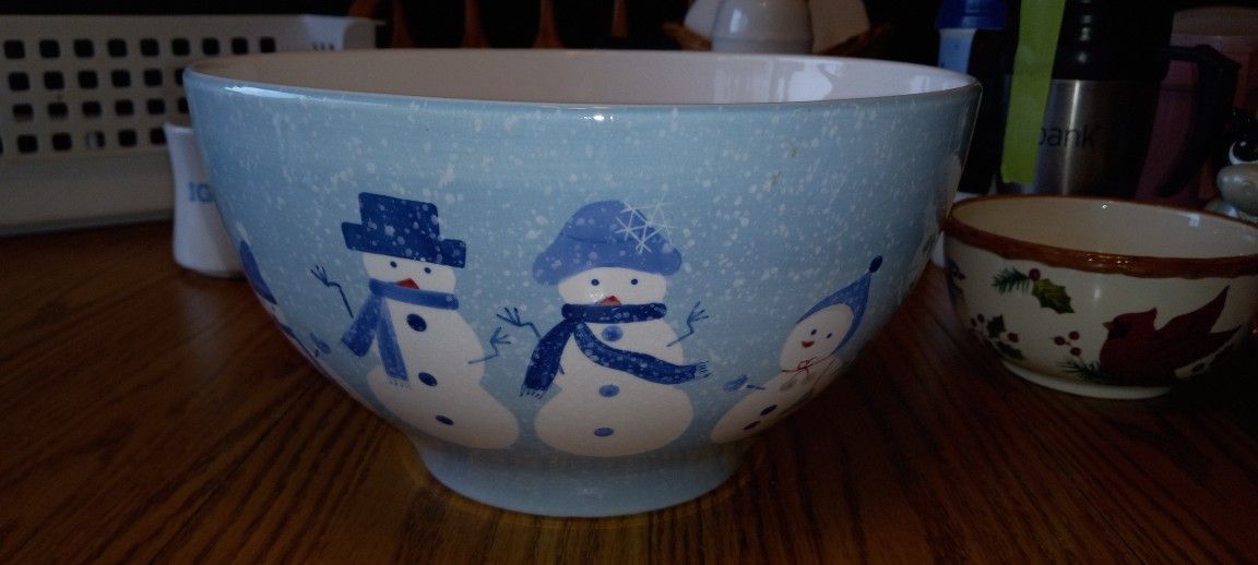 3 Winter Theme Ceramic Bowls