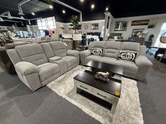 2 PC RECLINER SOFA AND LOVESEAT