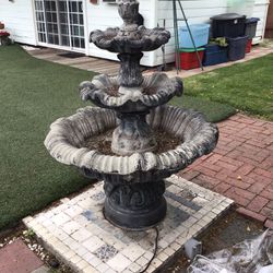 WORKING GARDEN FOUNTAIN (Comes Apart For Traveling)! $60/OBO