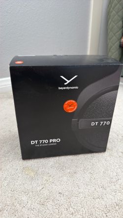 beyerdynamic DT 770 PRO-80 Closed-Back Studio Headphones
