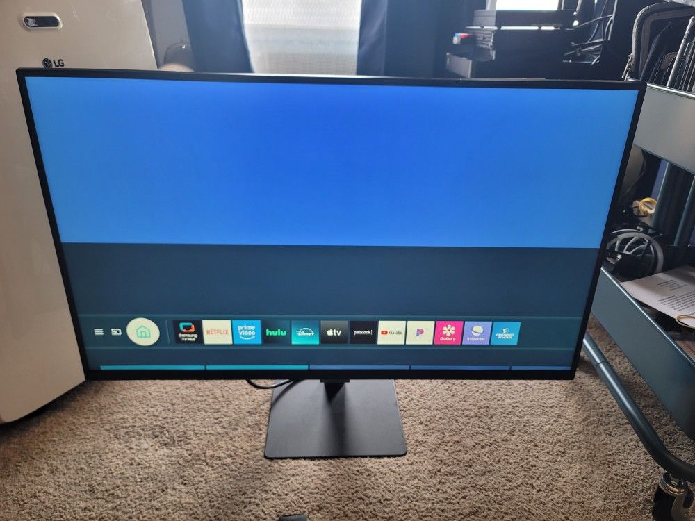 Samsung 32" 4k Smart Monitor