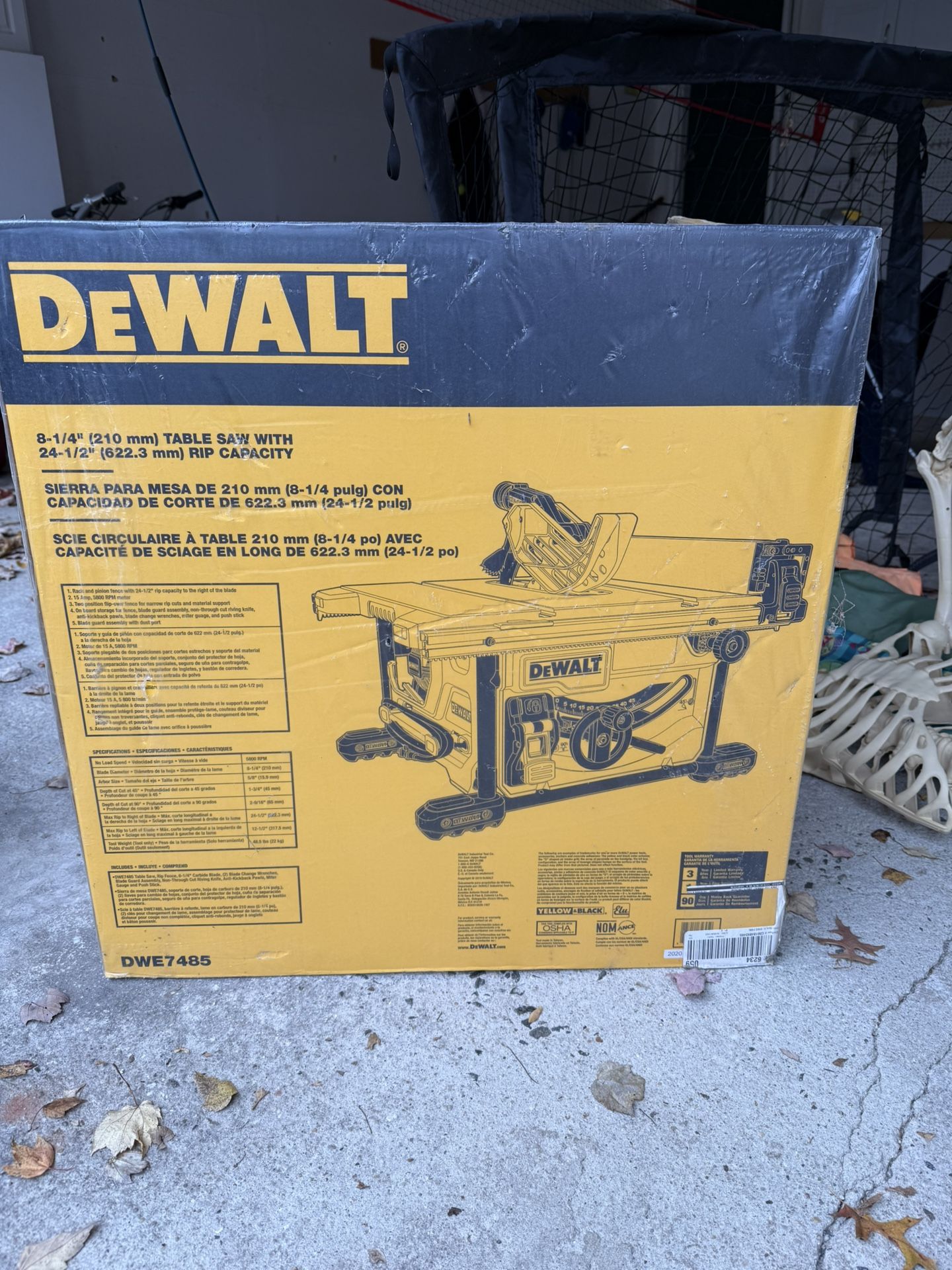 DEWALT 15 Amp 8-1/4 in. Compact Portable Jobsite Table Saw (DWE7485)