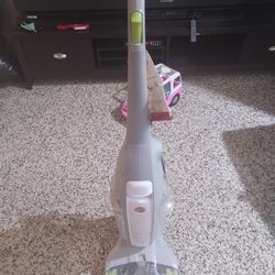 Hoover hardwood floor cleaner, only a year old