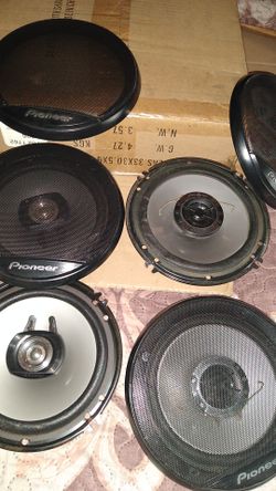 Voice speaker
