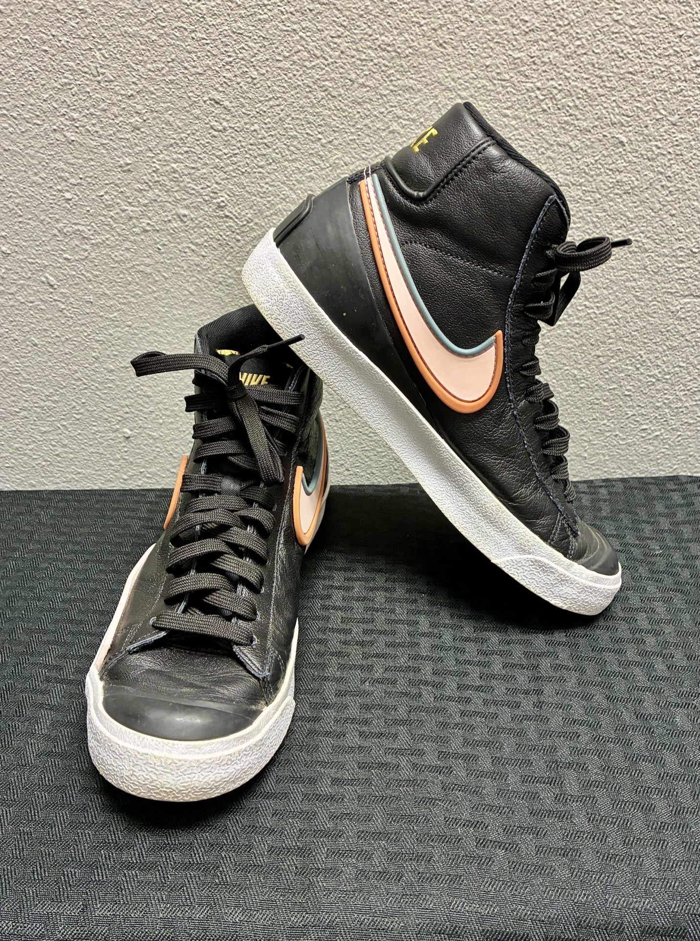 Nike High top Size 8