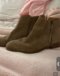Women’s Suede Ankle Boots