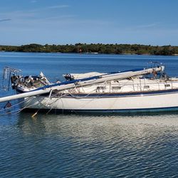 42' Pierson Ketch HANDY MANS SPECIAL