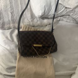 Louis Vuitton crossbody