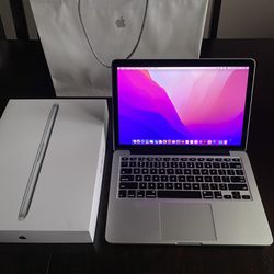 Apple MacBook Pro Laptop Computer Bundle Nice Slim LOOK