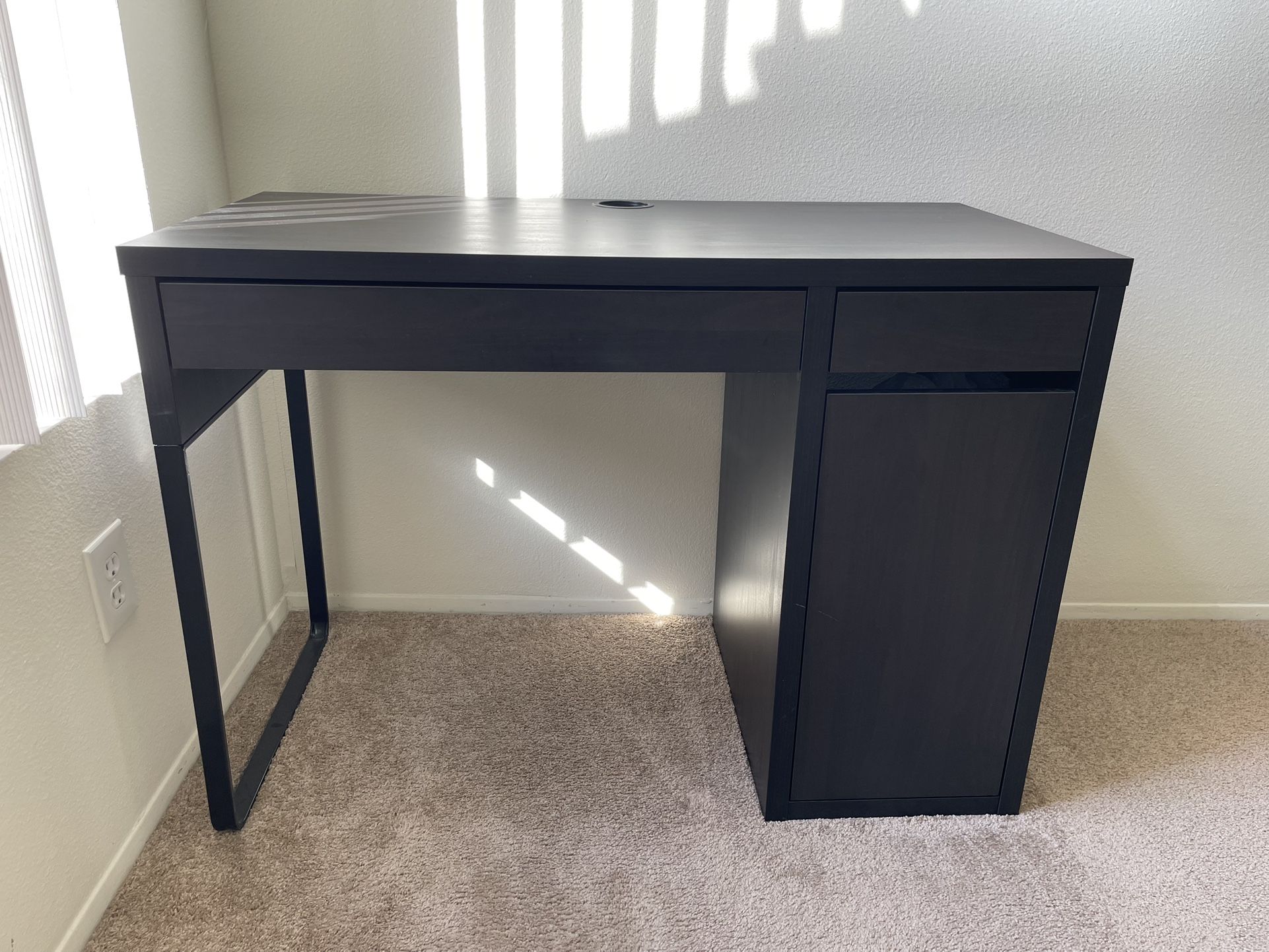 IKEA Desk Micke