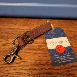 Leather Rustico Super Loop  Keychain 
