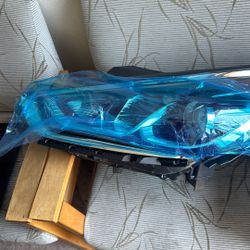 18 Hyundai Sonata Front Right Headlight