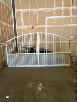 Fence: can be made on wheels to open to the right or left. Can be able to open in and out