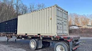 20ft and 40ft Shipping Containers Available in Cincinnati, OH 