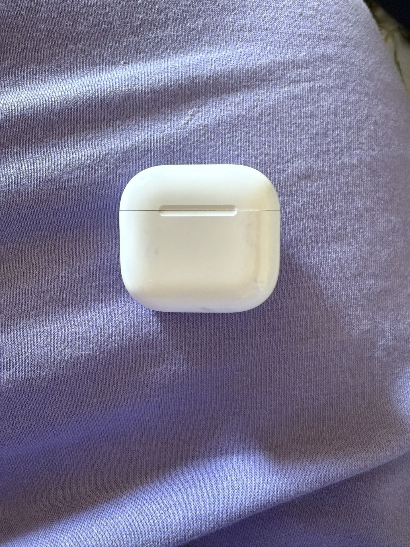 AirPods 4 Charging Case Only