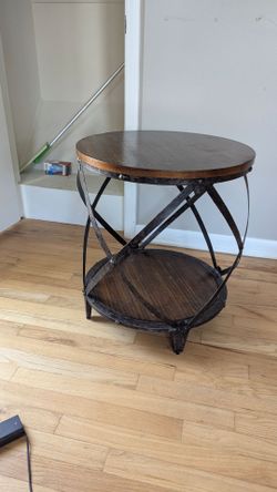 Round wood side table