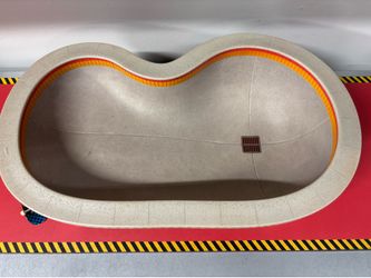 Tech deck fingerboard pool