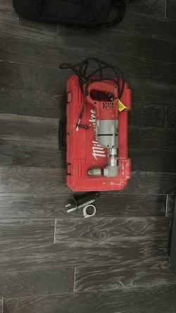 Milwaukee Right Angle Drill