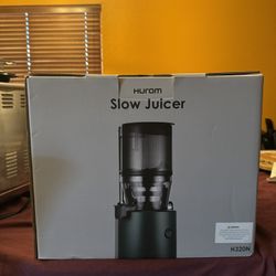 Hurom Slow Juicer 