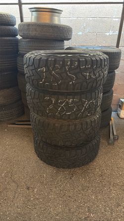 285-70-17 TOYO OPEN COUNTRY R/T