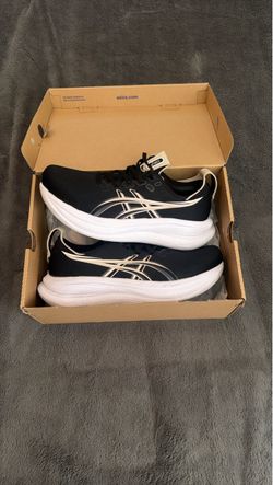 Asics Running Gel Nimbus Size 8
