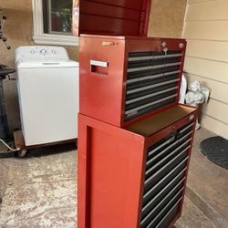 CRAFTSMAN TOOL BOX / KEYS 