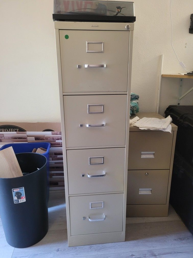 4 Drawer Filing Cabinet
