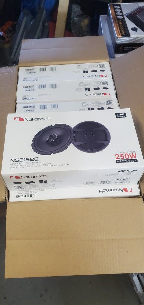 NAKAMICHI 6 1/2 DOOR SPEAKERS