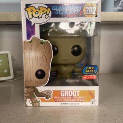 Life size Groot  Funko Pop 