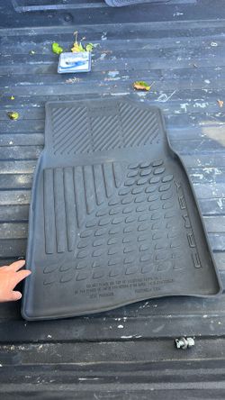 Toyota camary left side floor mat all weather