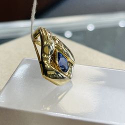 Gold Pendant 