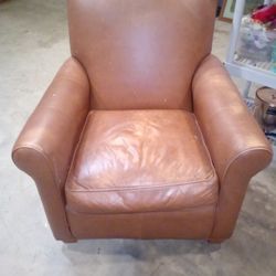 Brown Leather Chair No Rips Or Tears Almost New