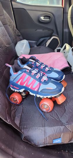 Size 8 in a half Women's Skates