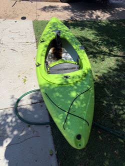Pelican Sit-In Kayak + Paddles & Accessories
