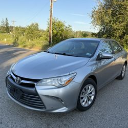 2016 TOYOTA CAMRY LE