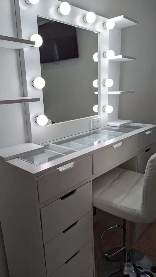 Beautiful Vanity 