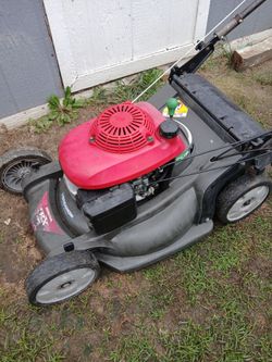 Honda HRX217 tda lawnmower