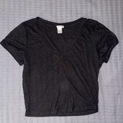 Black V-Neck Crop Top